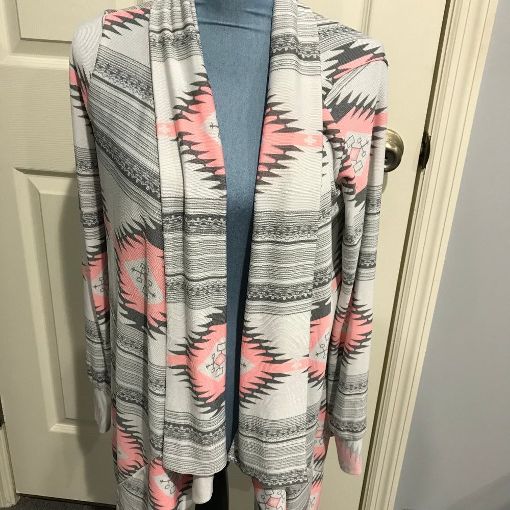 HUA LAN LADIES SIZE M OR L OPEN FRONT COVER UP TOP LONG SLEEVES SWEATER CARDIGAN